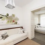 Adele Boutique 4*