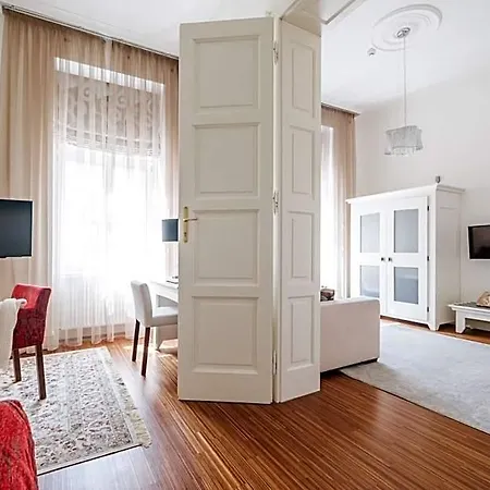 Adele Boutique Hotel