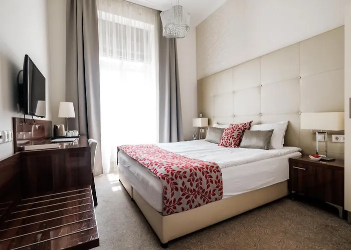 Adele Boutique Hotel 4*