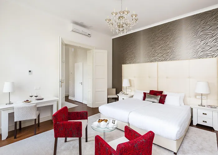 Hotel Adele Boutique 4*