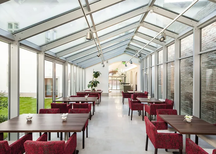 Adele Boutique Hotel 4*